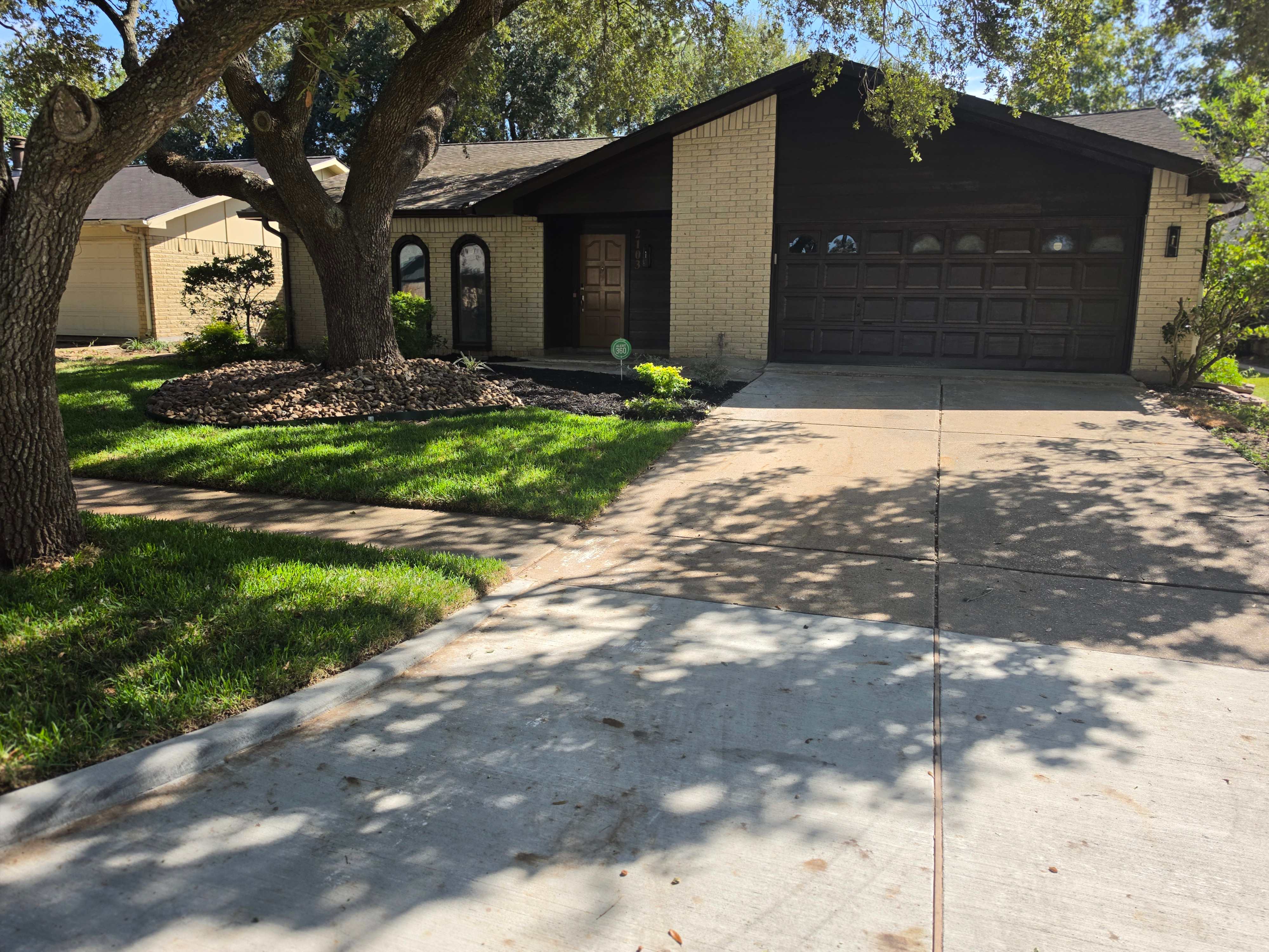 Driveway & Front Yard at 2103 Fall Meadow Dr