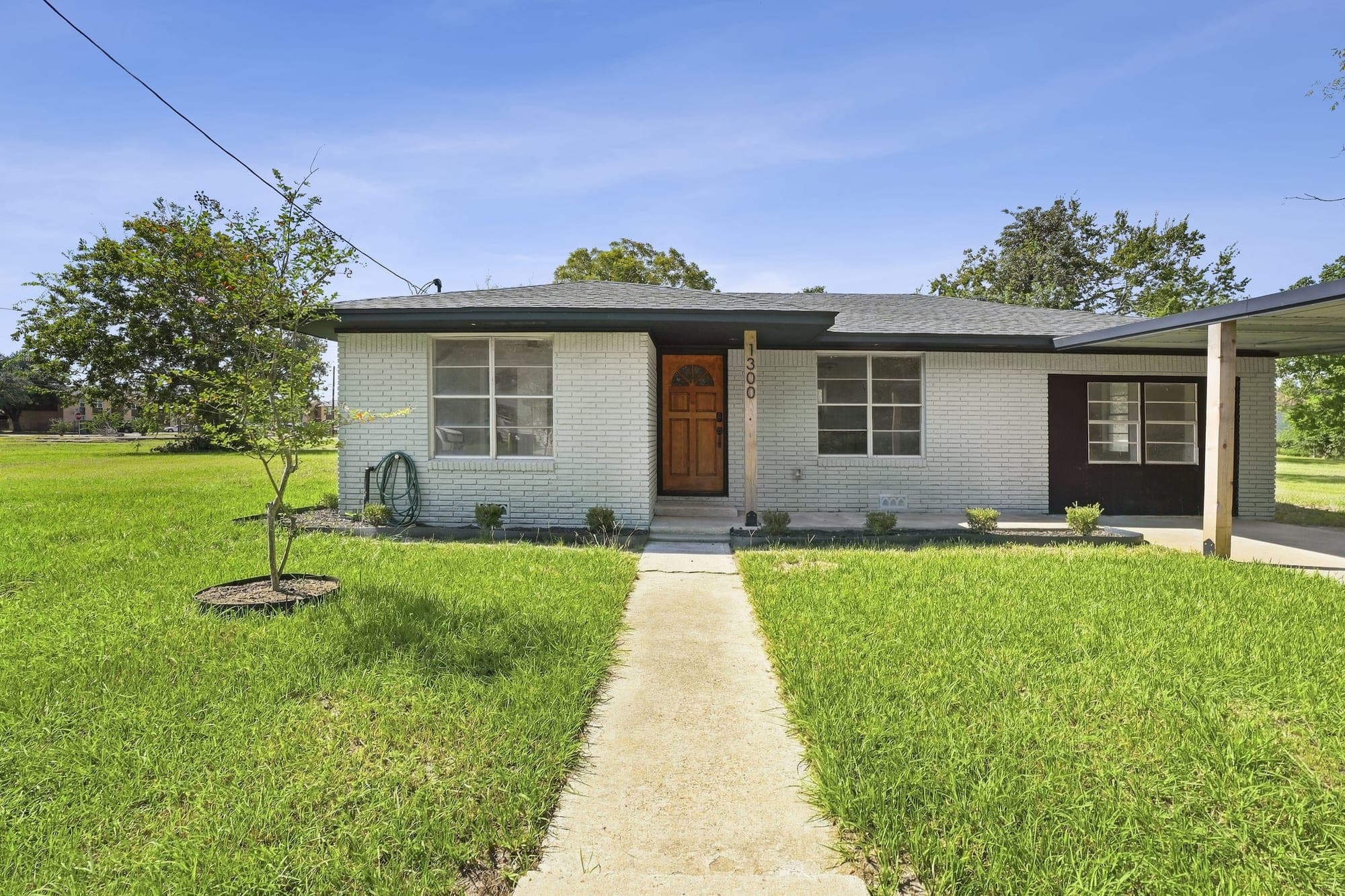 1300 Basin St, Bay City, Texas